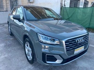 Usata Audi Q2 Admired 116 CV (85 kW) 2018 Grigio SUV