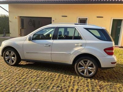 Begagnad Mercedes ML350 Chrome 211 HK (155 kW) 2010 SUV