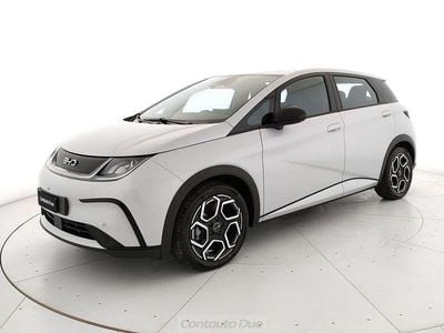 Nuova BYD Dolphin Comfort 150 kW (204 CV) 2025 Skiing white Utilitaria
