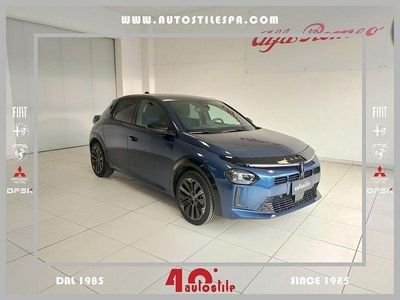 Usata Lancia Ypsilon 101 CV (74 kW) 2024 Blu Utilitaria