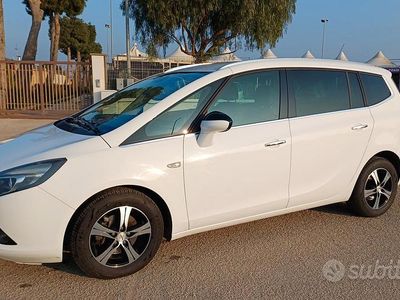 Usata Opel Zafira 150 CV (110 kW) 2013 Bianco Monovolume