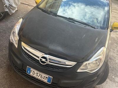 Usata Opel Corsa 2013 Nero Berlina