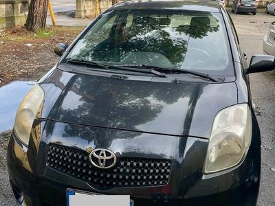 usata Toyota Yaris YarisII 2005 3p 1.4 d-4d Sol m-mt