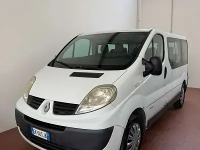 Usata Renault Trafic 114 CV (83 kW) 2011 Bianco Monovolume