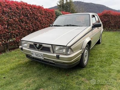 Usata Alfa Romeo 75 155 CV (114 kW) 1986 Berlina