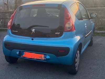 Usata Peugeot 107 68 CV (50 kW) 2008 Blu Utilitaria