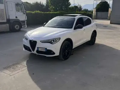 Usata Alfa Romeo Stelvio Veloce 209 CV (153 kW) 2020 SUV