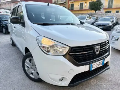 Usata Dacia Lodgy 116 CV (85 kW) 2020 Bianco Monovolume