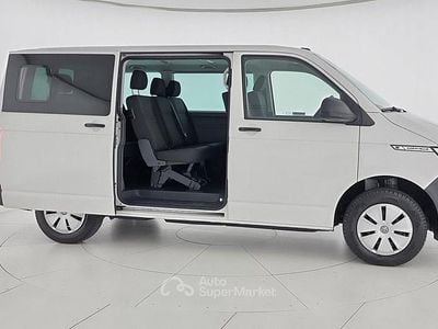 Usata VW Caravelle Trendline 110 CV (80 kW) 2023 Bianco Monovolume