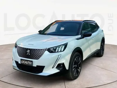 Usata Peugeot e-2008