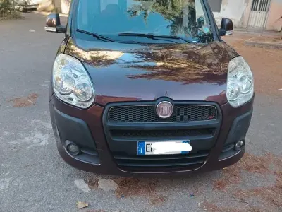 Usata Fiat Doblò 105 CV (77 kW) 2011 Marrone Monovolume