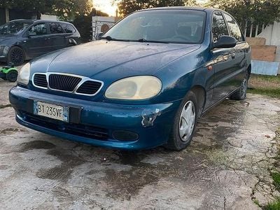 Usata Chevrolet Lanos 75 CV (55 kW) 2001 Berlina