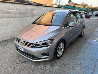 Usata VW Golf Sportsvan Highline 110 CV (80 kW) 2016 Grigio Monovolume
