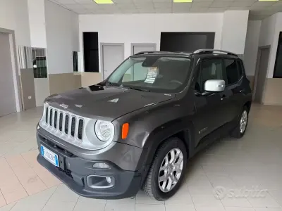 Usata Jeep Renegade Limited 120 CV (88 kW) 2017 Grigio SUV