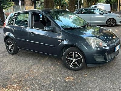 Usata Ford Fiesta 80 CV (58 kW) 2007 Utilitaria