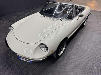Usata Alfa Romeo Spider 120 CV (88 kW) 1980 Bianco Cabrio
