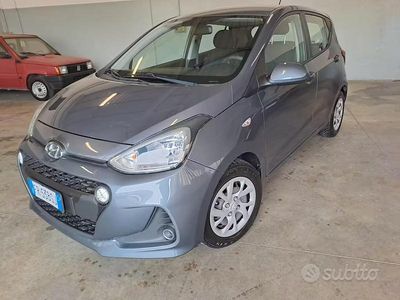 Usata Hyundai i10 69 CV (50 kW) 2018 Grigio Utilitaria