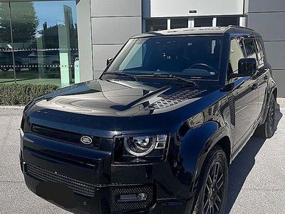 Usata Land Rover Defender SE Dynamic 249 CV (183 kW) 2023 Nero SUV