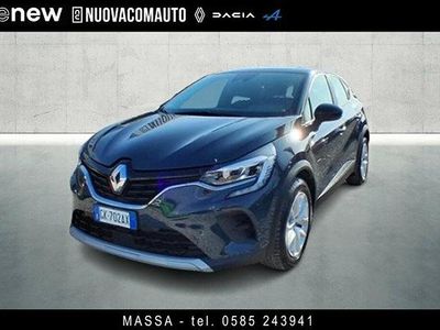 Usata Renault Captur Equilibre 101 CV (74 kW) 2022 Blu marine SUV