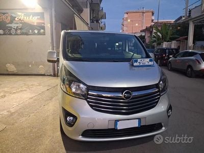 Usata Opel Vivaro 121 CV (88 kW) 2019 Grigio Monovolume
