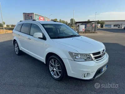 Usata Fiat Freemont Black Code 170 CV (125 kW) 2015 Bianco SUV