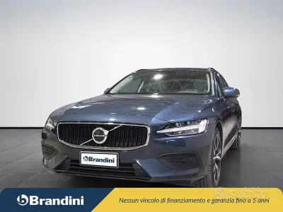 Usata Volvo V60 Core 197 CV (144 kW) 2023 Blu Station wagon