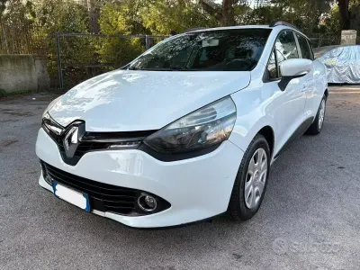 Usata Renault Clio 75 CV (55 kW) 2013 Bianco Station wagon