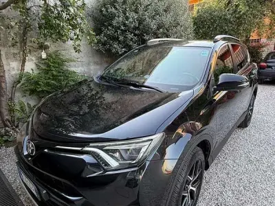 Usata Toyota RAV4 Style 143 CV (105 kW) 2016 Nero SUV