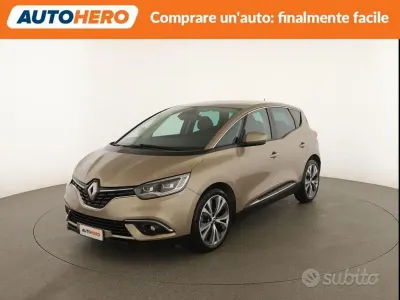 Usata Renault Scénic IV Intens 110 CV (80 kW) 2018 Oro Monovolume