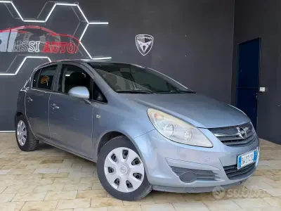 Usata Opel Corsa Cosmo 90 CV (66 kW) 2009 Grigio Utilitaria