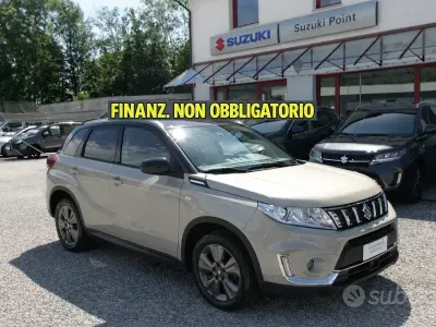 Usata Suzuki Vitara 111 CV (81 kW) 2019 Beige SUV