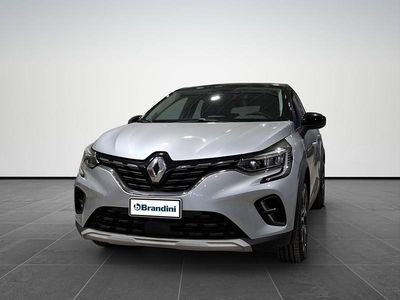 Usata Renault Captur Techno 145 CV (106 kW) 2023 Grigio tetto nero SUV