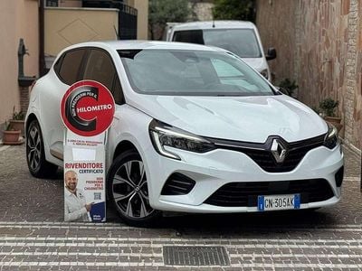 Usata Renault Clio Evolution 101 CV (74 kW) 2023 Bianco Utilitaria