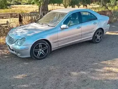 Usata Mercedes C270 170 CV (125 kW) 2005 Grigio Berlina
