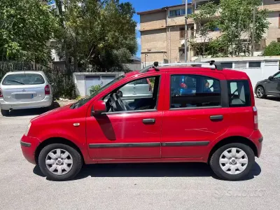 Usata Fiat Panda 69 CV (50 kW) 2010 Rosso Utilitaria