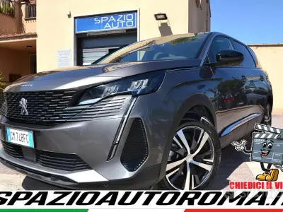 Usata Peugeot 5008 Allure 131 CV (96 kW) 2022 Grigio SUV