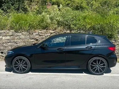 Usata BMW 120 M Sport 190 CV (139 kW) 2022 Nero Utilitaria