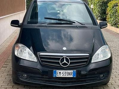Begagnad Mercedes A160 95 HK (69 kW) 2012 Svart Sedan
