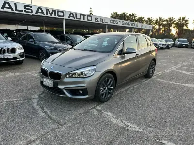 Usata BMW 216 Active Tourer Advantage 116 CV (85 kW) 2015 Argento Monovolume