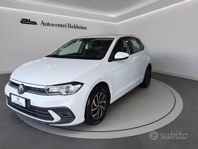 Używany VW Polo Life 95 KM (69 kW) 2024 Biały Hatchback