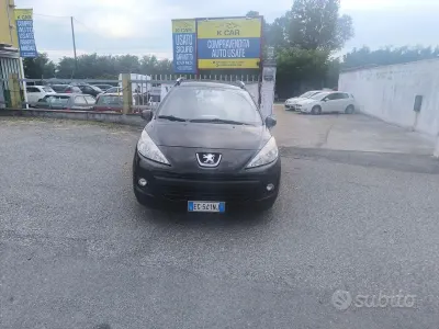 Usata Peugeot 207 90 CV (66 kW) 2011 Nero Station wagon