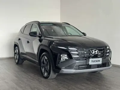 Nuova Hyundai Tucson 136 CV (100 kW) 2025 Abyss black SUV