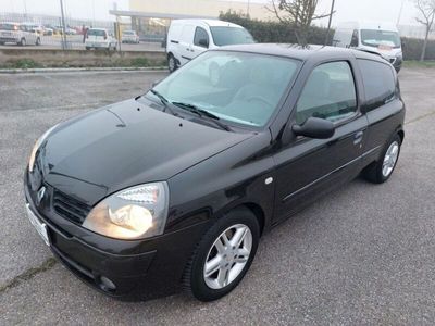 usata Renault Clio 2ª serie 1.2 cat 3 porte Fairway