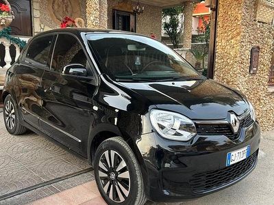 Usata Renault Twingo Urban Night 65 CV (47 kW) 2021 Nero Utilitaria