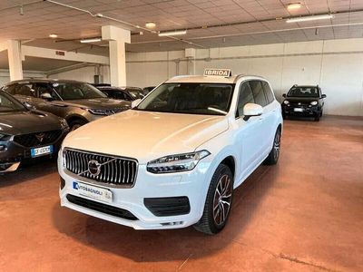 usata Volvo XC90 MOMENTUM PRO B5 (d) Geartronic AWD 7 p. MHEV