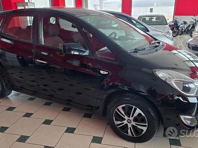 Usata Hyundai ix20 Comfort 77 CV (56 kW) 2011 Nero Utilitaria