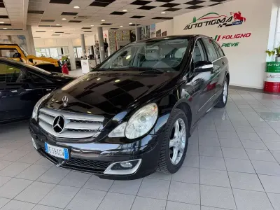 Usata Mercedes R320