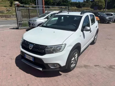 Usata Dacia Sandero Stepway 90 CV (66 kW) 2017 Bianco Berlina