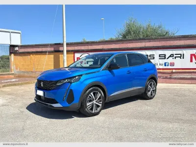 Usata Peugeot 3008 Allure 131 CV (96 kW) 2022 Blu/azzurro SUV