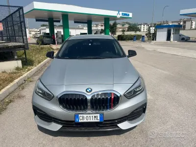 Usata BMW 116 Luxury Line 116 CV (85 kW) 2020 Grigio Utilitaria